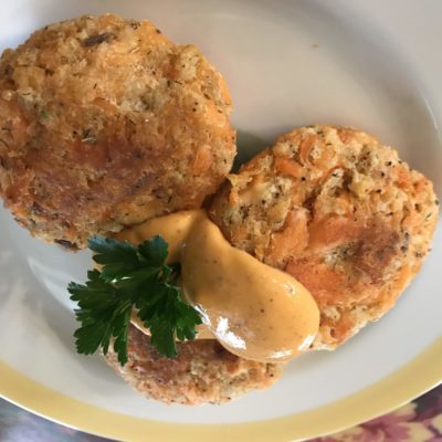 Salmon Cakes / sides / entree / appetizer