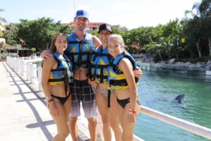 Family photo in cancun