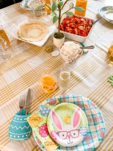 Easter Brunch table setting