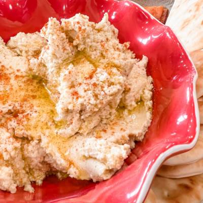 homemade traditional hummus